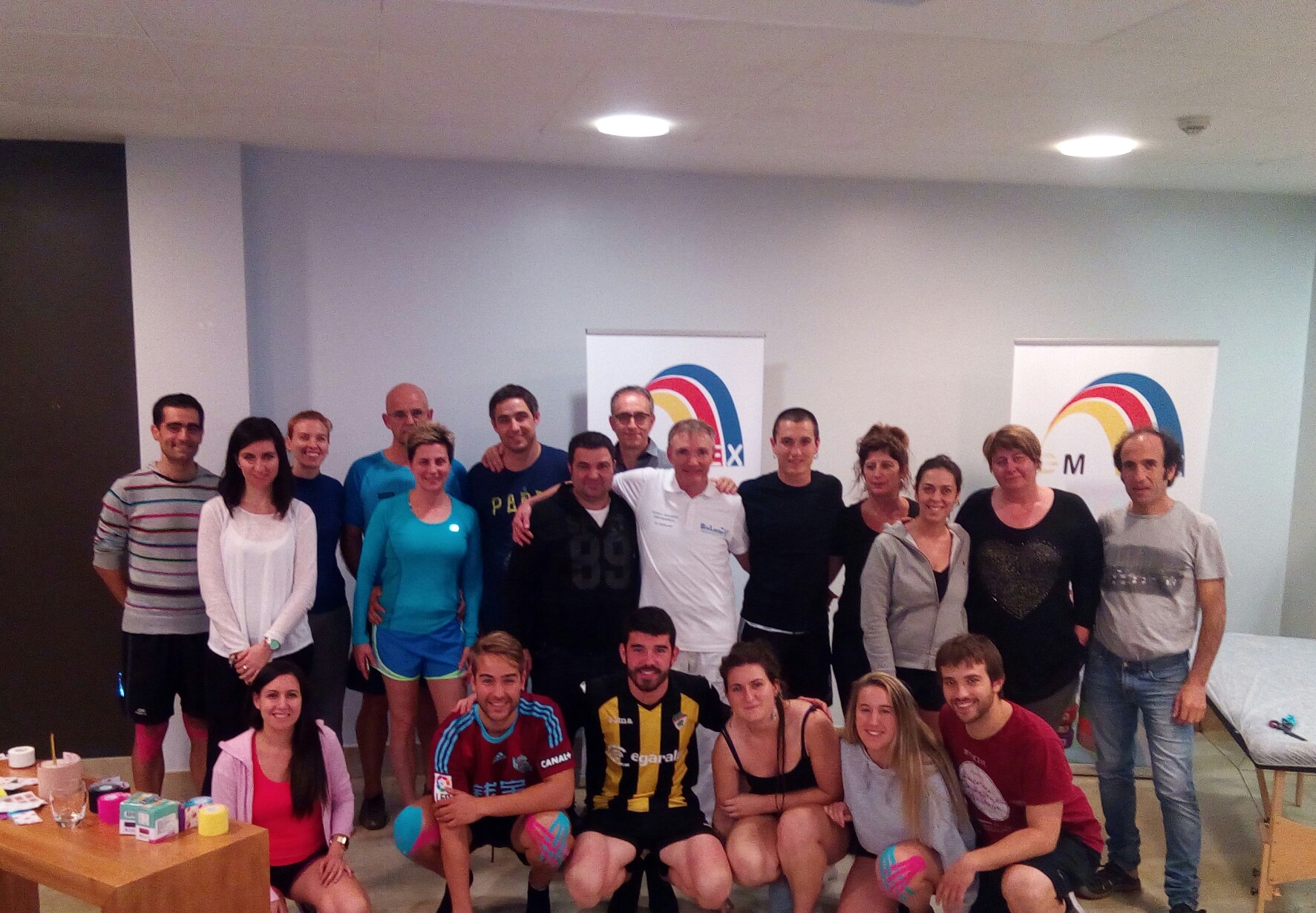 Rotundo éxito del Curso Básico de Kinesiotaping impartido por Txema Aguirre